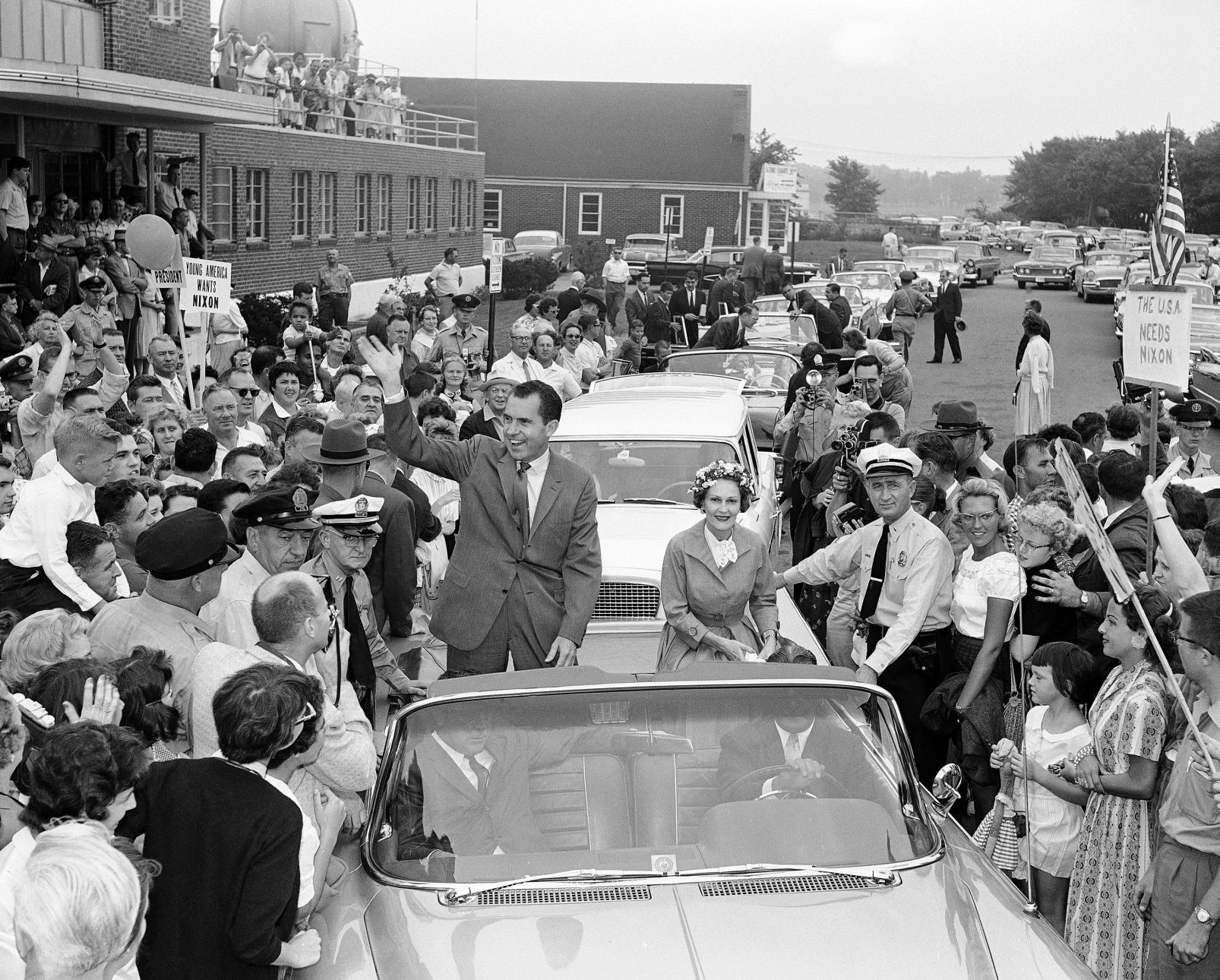 1960: Richard M. Nixon, Pat Nixon